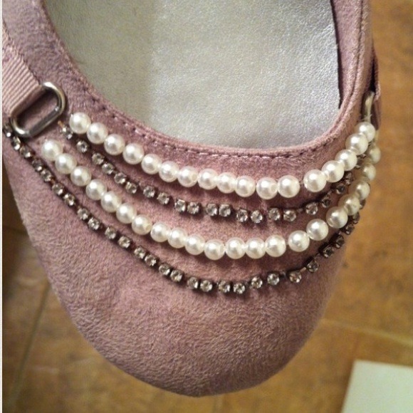 *SOLD IN BUNDLE* 😍👍Beautiful Ballet Flats