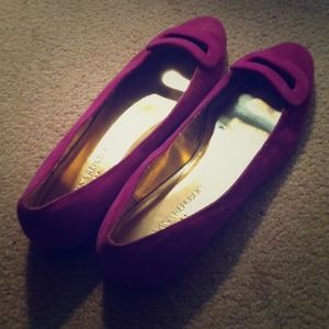 {SOLD} Banana Republic flats & GAP peasant skirt