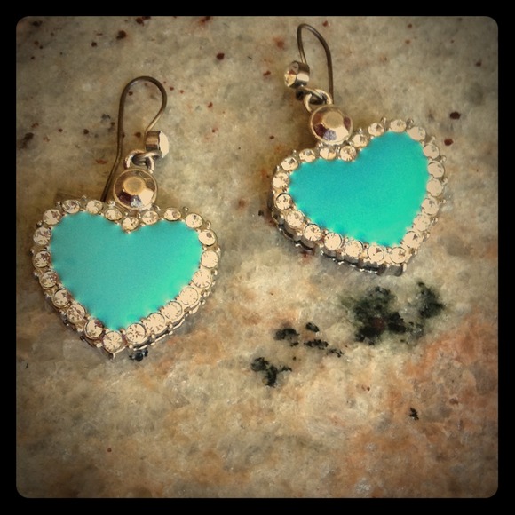 Aqua rhinestone heart earrings