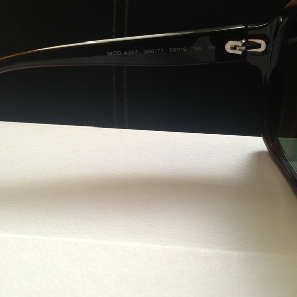 Versace sunglasses  brand new condition ! main image 4
