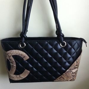 Beautiful Chanel inspired leather bag