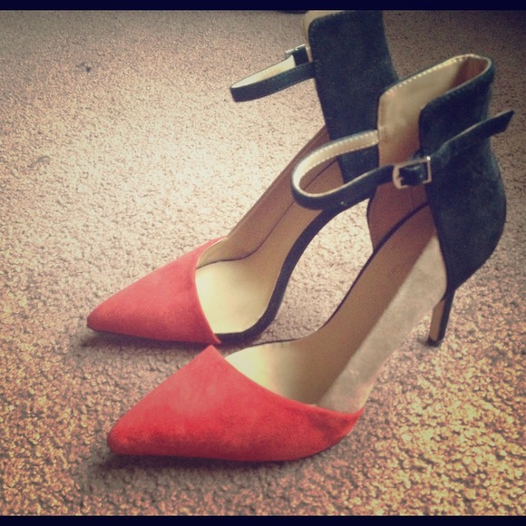 Zara Basic Vamp ankle strap high heel