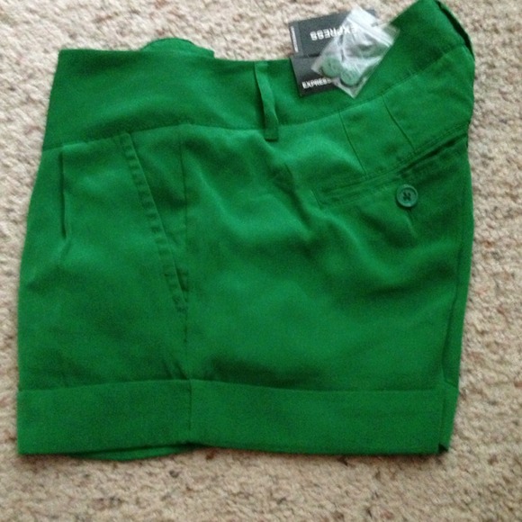 Express Shorts
