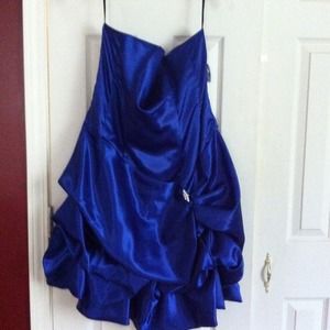 Short blue cocktail dress