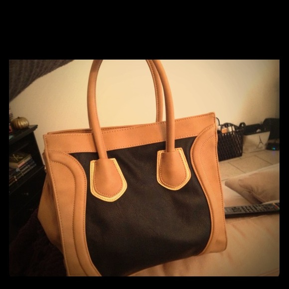 Big Buddha Colorblock Tote in black/tan. NWT.