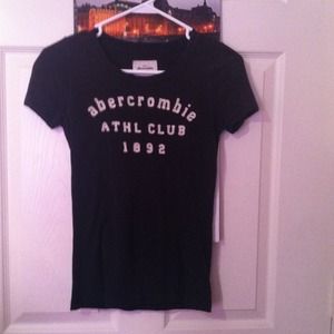 Abercrombie kids graphic tee