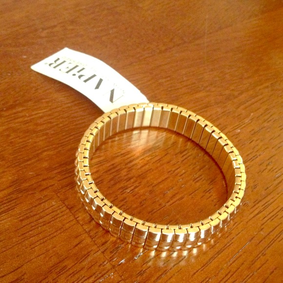 Gold costume jewelry bracelet