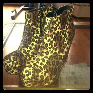 Leopard print wedge booties