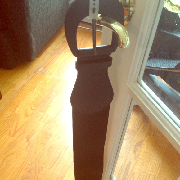 New wide black belt