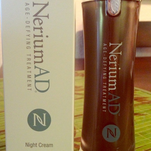 👩💋Revolutionary Night Cream!🎆       Nerium AD!