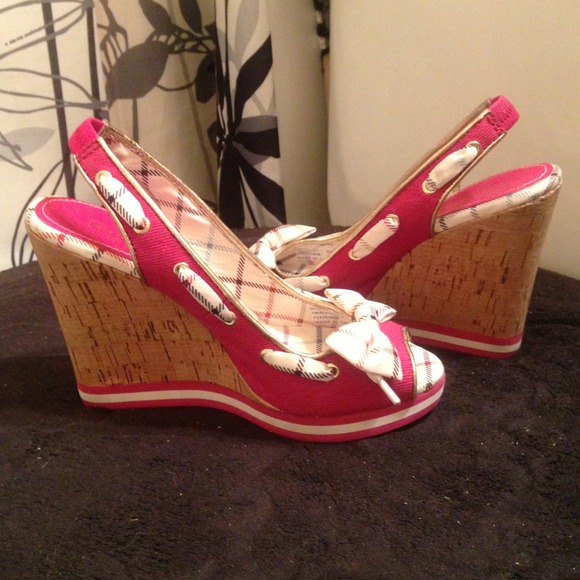 💯Authentic Coach wedges 👠 - Picture 2 of 4