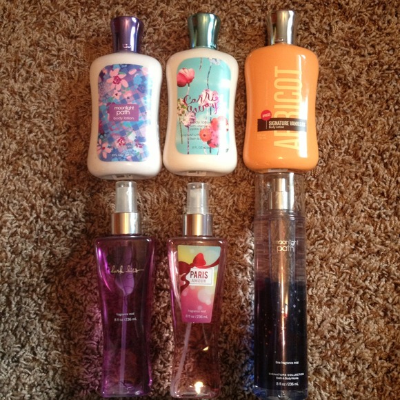 ON HOLD!!!Bath & Body Works bundle!