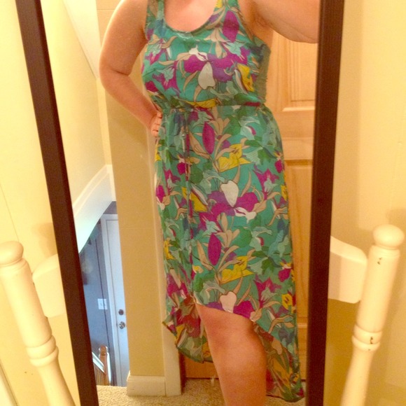 Dresses & Skirts - Traded Cute Hi Lo Teal Dress with Crocheted Back