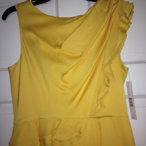 NWT Antonio Melanie FIRM! - Picture 2 of 3