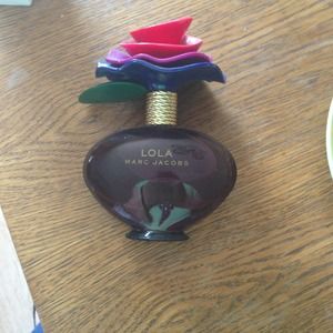 Large size of lola by marc jacobs