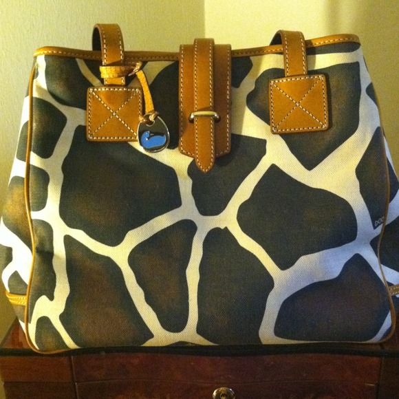 Dooney & Bourke Handbags - HOLD EVAULTED Giraffe Print Dooney&Bourke Handbag
