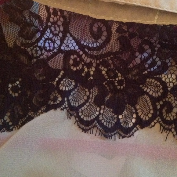 Sheer green & black button down - Picture 3 of 4