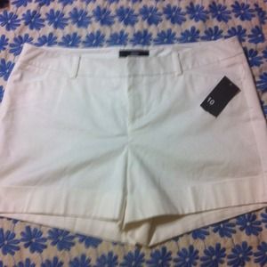 🌟White shorts 🌟