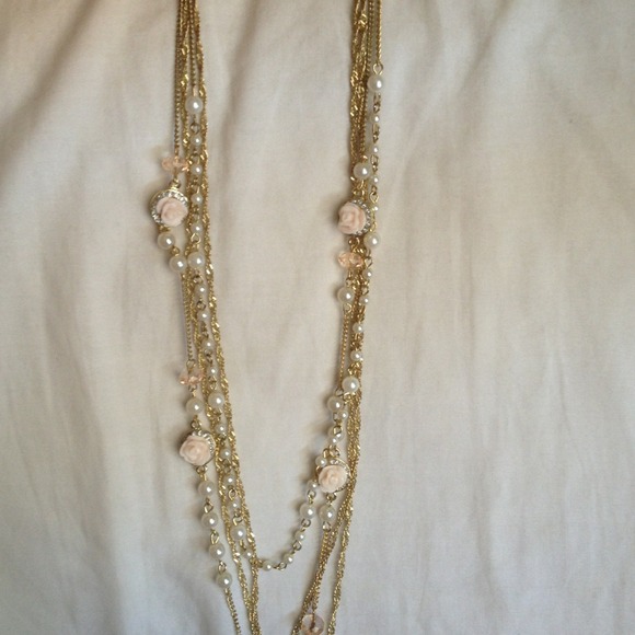 Rose and Pearl necklace