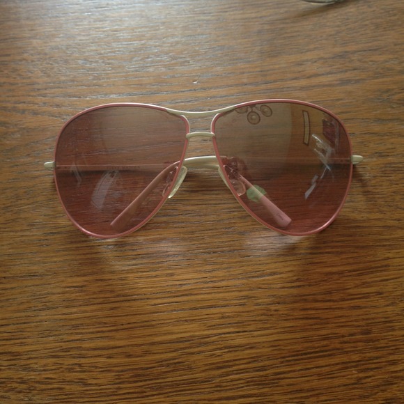 Steve madden sunglasses