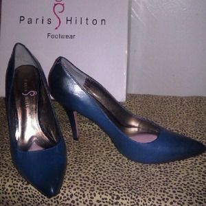 Paris Hilton Blue pumps