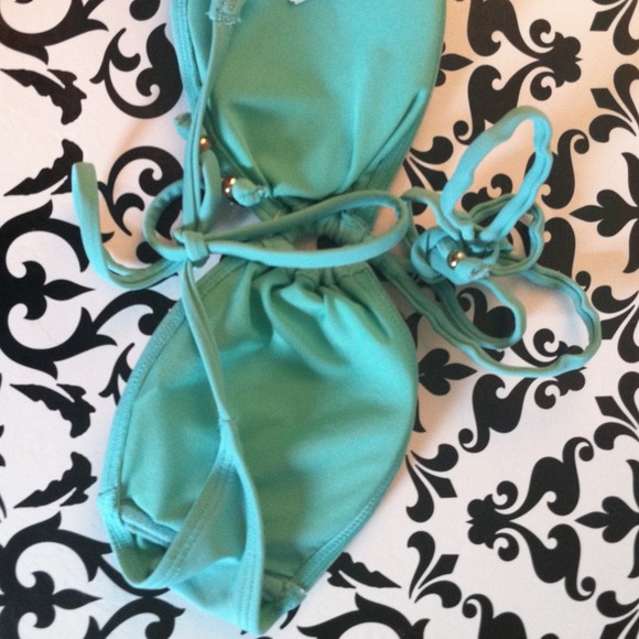 H&M Tiffany blue bandeau bikini top - Picture 3 of 3