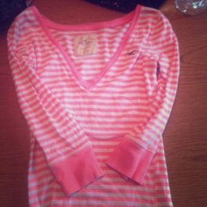 Hollister quarter sleeve