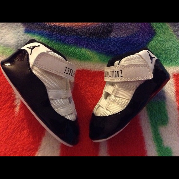 ✋SOLD✋👶Jordan 11s👶 Sz 4c