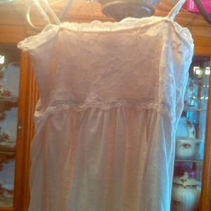 Beautiful tank top with lace