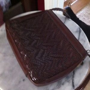 Small Liz Claiborne leather purse