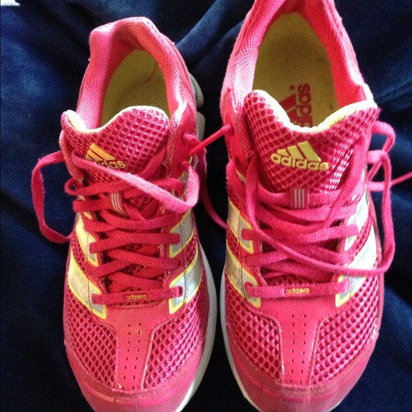 Sold! Women's hot pink Adidas size 8!