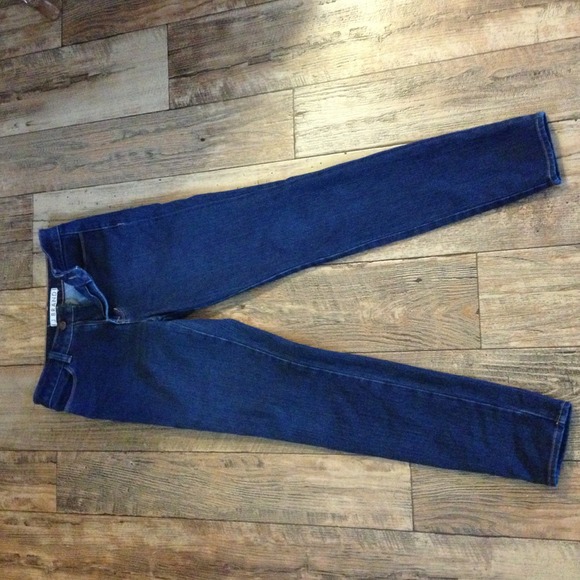 ❌SOLD❌J BRAND Jeans - Picture 2 of 4