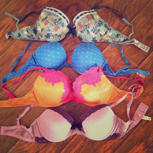 🔴SOLD🔴Bras (VS and others)