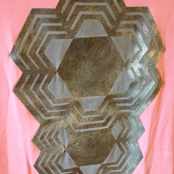 🔴SOLD🔴 Zara geometric print top - Picture 2 of 4