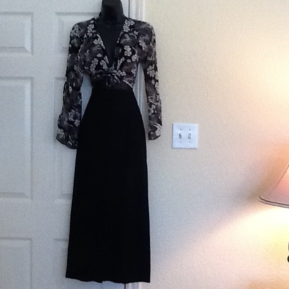 (SOLD) Banana Republic Skirt