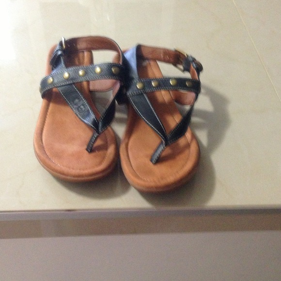 pretty sandles!!