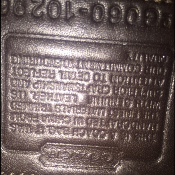 Authentic coach purse - Picture 3 of 3