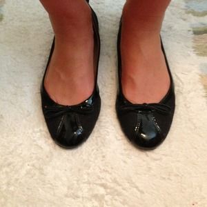 ✨REDCUDED✨Black Antonio Melani flats