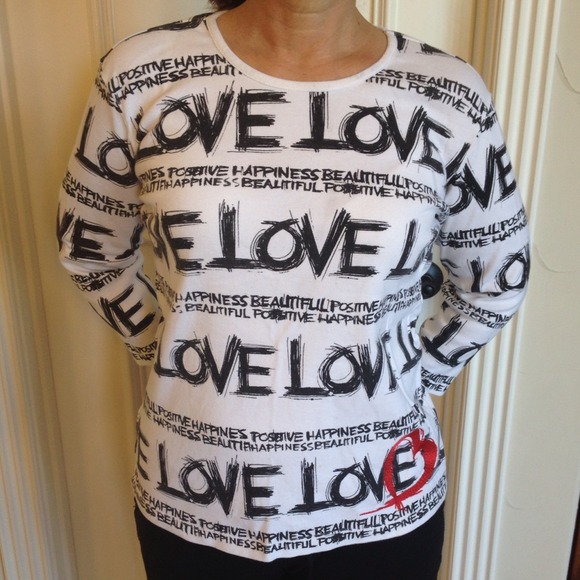 Chico's Design Tops - ❌SOLD❌Chico's Design Graffiti Love Long Sleeve