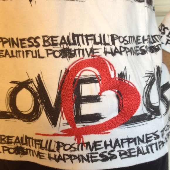 ❌SOLD❌Chico's Design Graffiti Love Long Sleeve - Picture 2 of 2