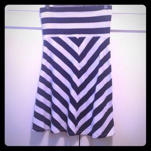 Old Navy, navy and white striped skirt!
