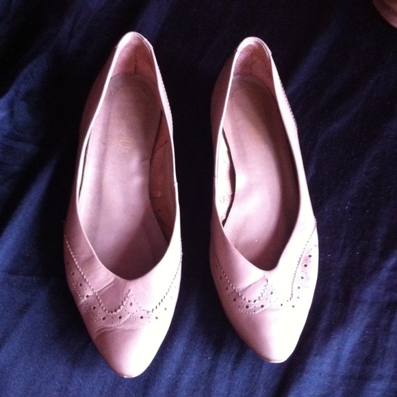 Vintage hipster flat shoes