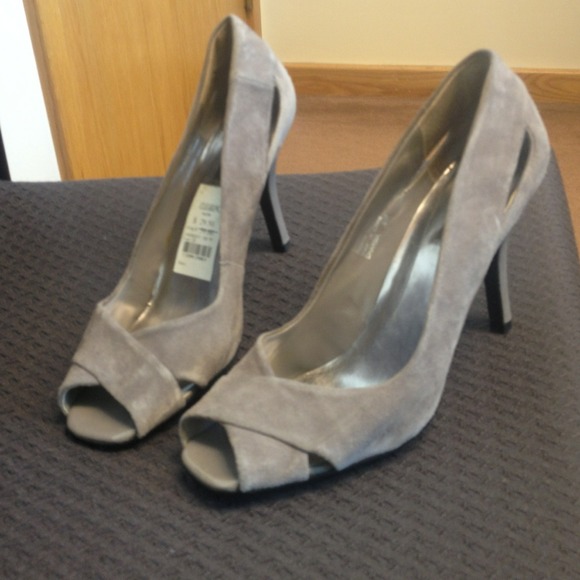 Gray Style & Co open- tied heels - Picture 1 of 1