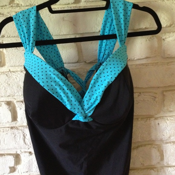 Women's one piece swim suit