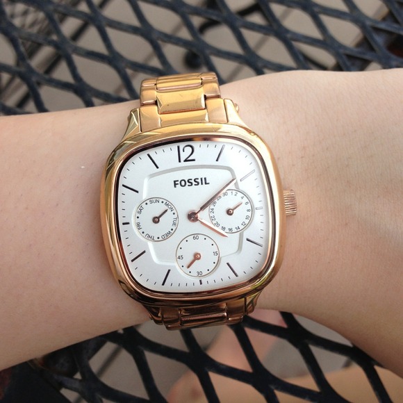 ❤REDUCED❤ Rose gold fossil watch