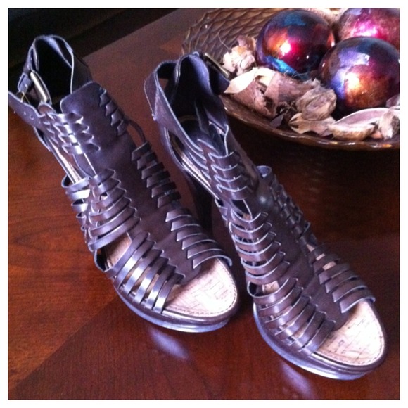 MARC FISHER Sandal - Picture 3 of 4