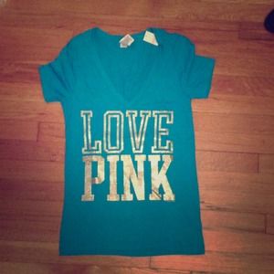 VS Pink Tee!