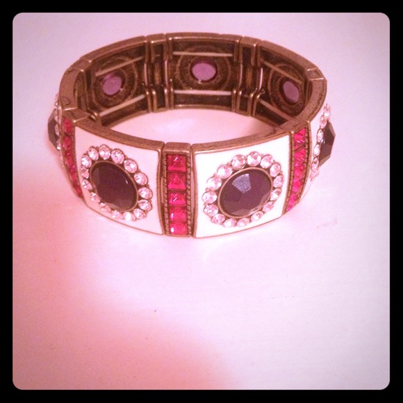Forever21 stretch bracelet