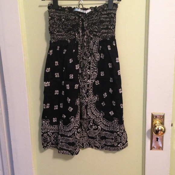 Black and white sun dress