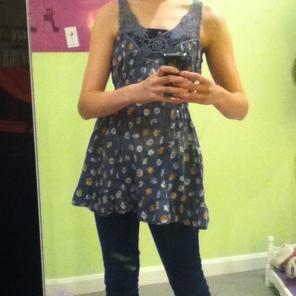 Blue Lace-Top Tunic 😊